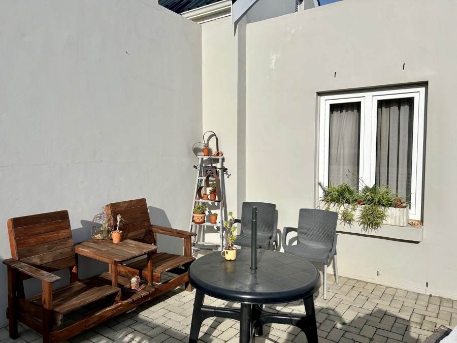 2 Bedroom Property for Sale in Fonteine Retirement Village Western Cape